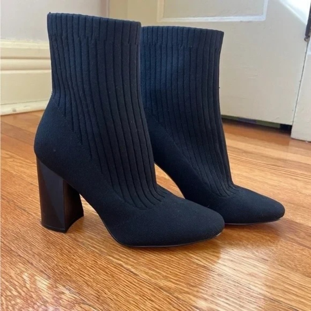 Kendall & Kylie Black Textured Heeled Boots